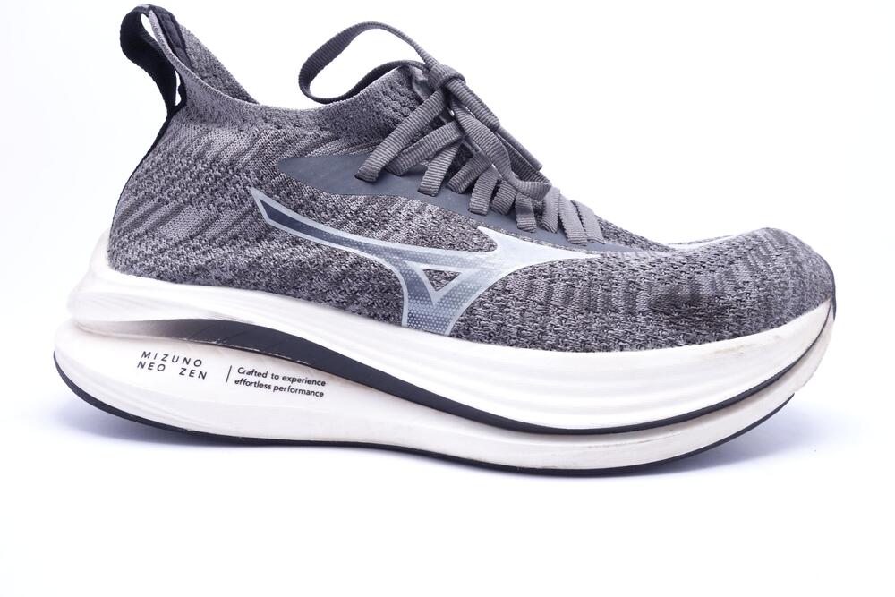 Mizuno Neo Zen Shoes Womens Size 8 Gray Knit Running Sneakers Mizuno Enerzy